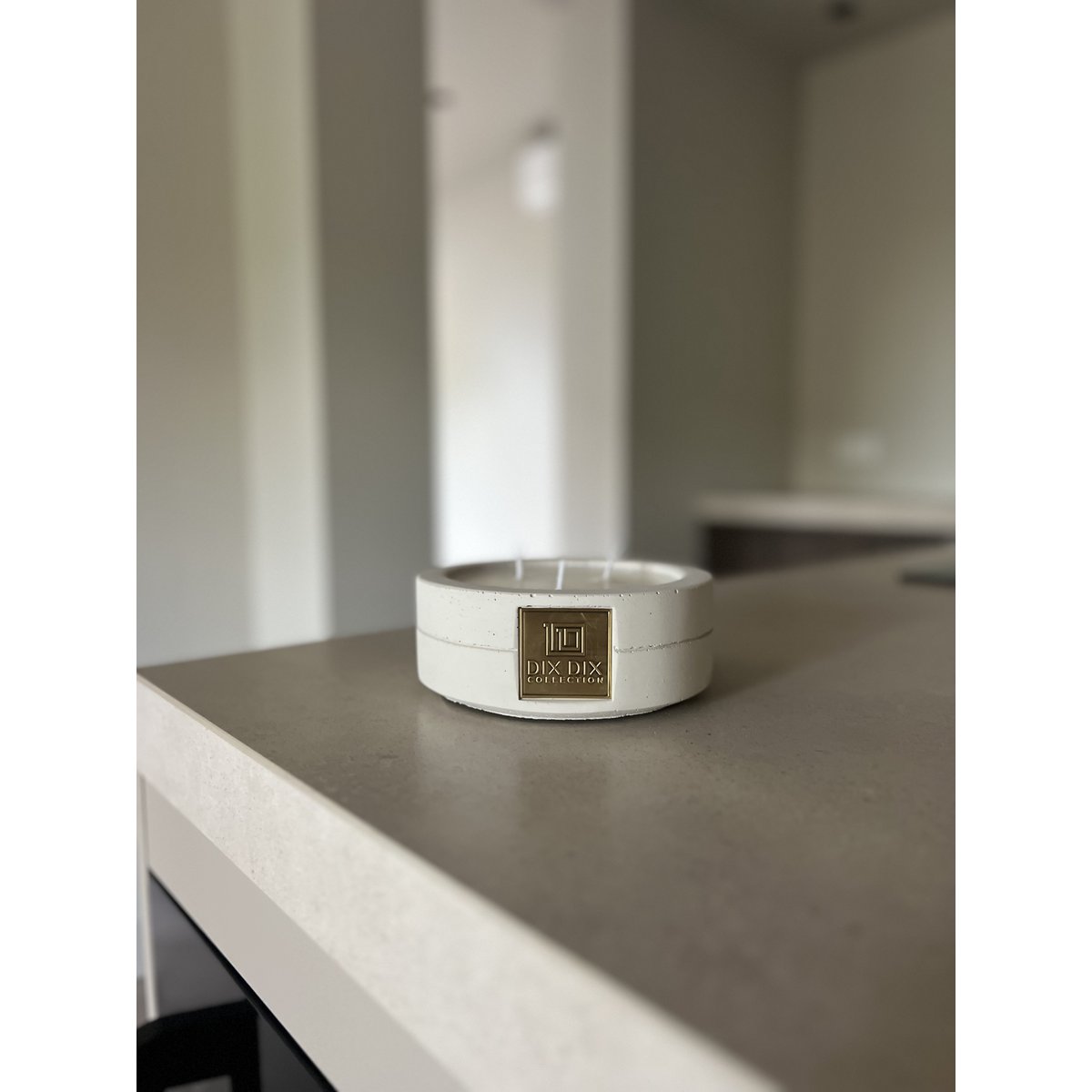 DIX DIX Collection – Luxuriöse Duftkerzen aus Beton · OMBRE & PURE · Handgegossen in den Niederlanden